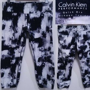 Calvin Klein Performance Black White Camo Yoga Crop Leggings Size L Quick Dry